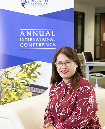 AIC attendee smiling
