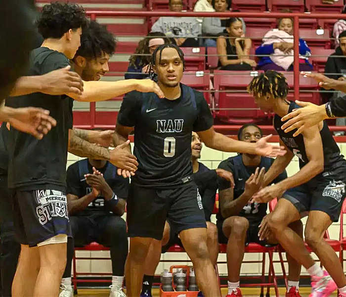 Number 0 of the stallions